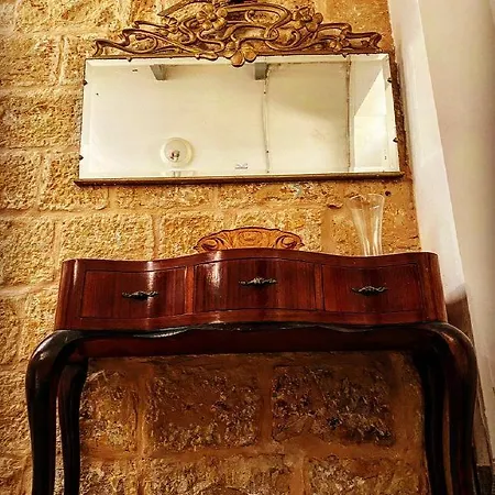 Malta *